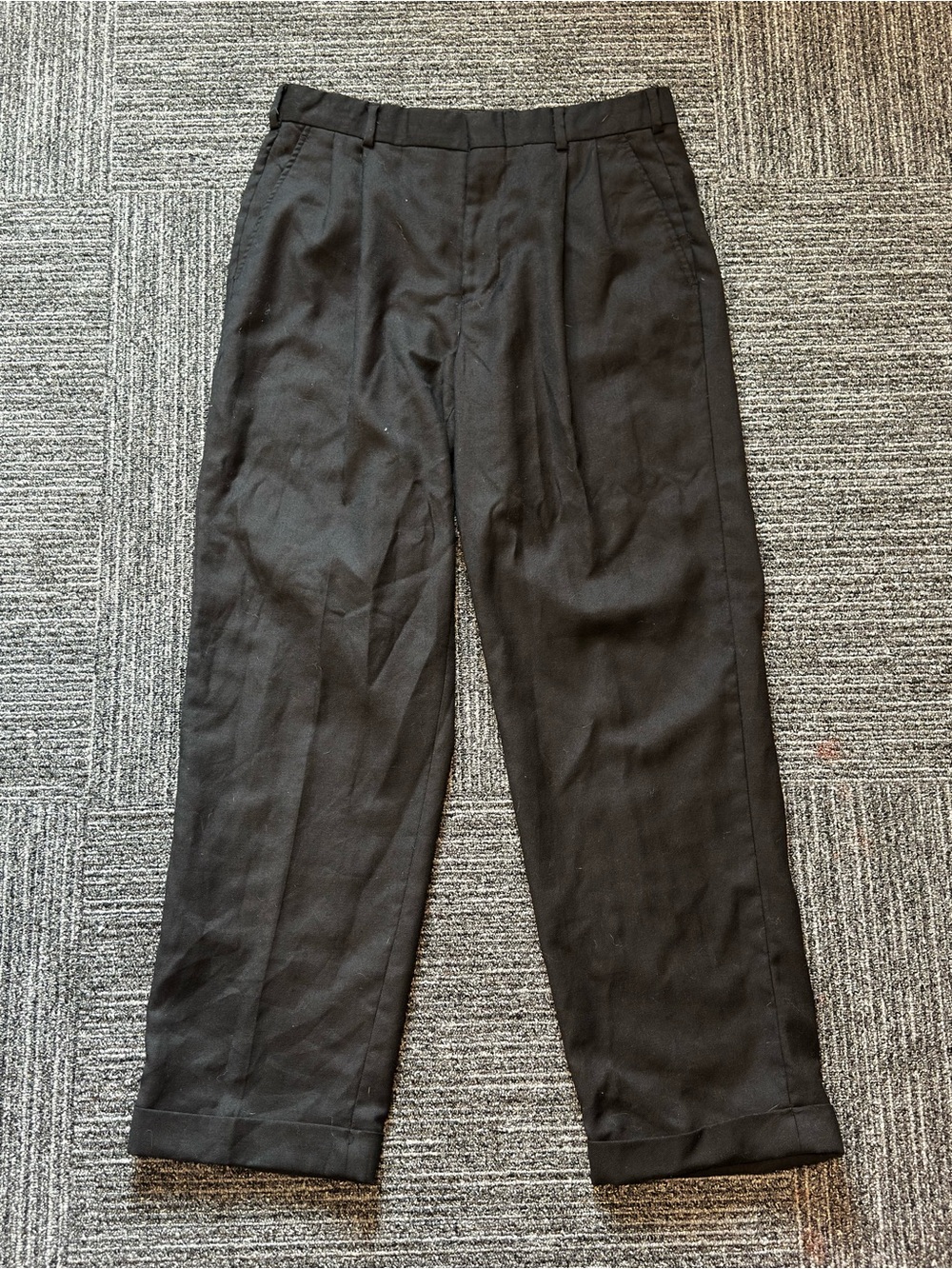 Dockers Black Pleated Men's Dress Pants